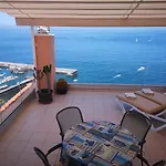 Luxury Apt. With Stunning Sea View Apartmán *