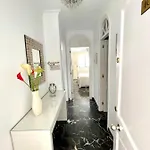 Luxury Apt. With Stunning Sea View *