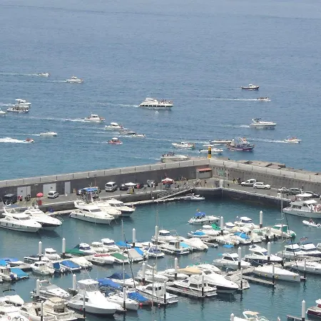 Apartmán Luxury Apt. With Stunning Sea View