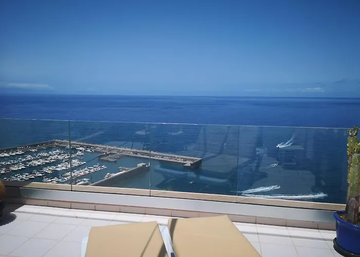 Luxury Apt. With Stunning Sea View Apartment *