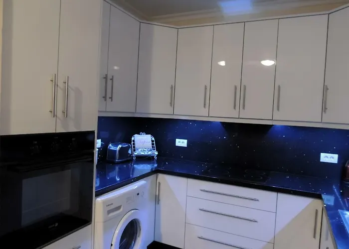 Luxury Apt. With Stunning Sea View