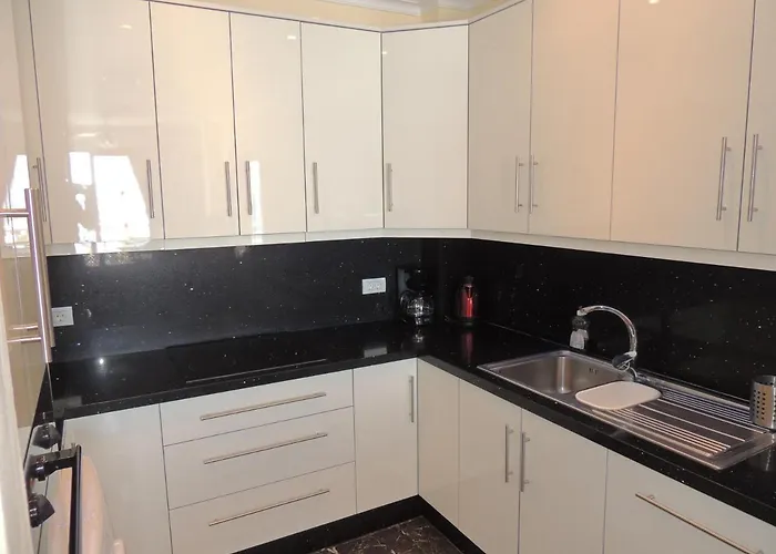 Luxury Apt. With Stunning Sea View