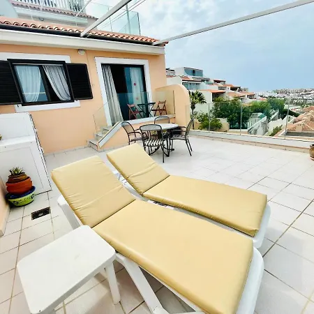 Luxury Apt. With Stunning Sea View *