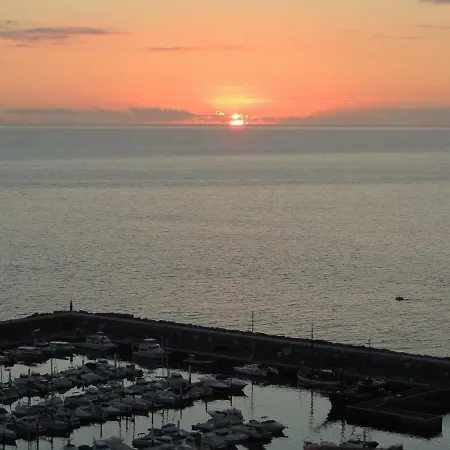 Luxury Apt. With Stunning Sea View *