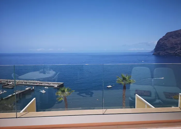 Luxury Apt. With Stunning Sea View